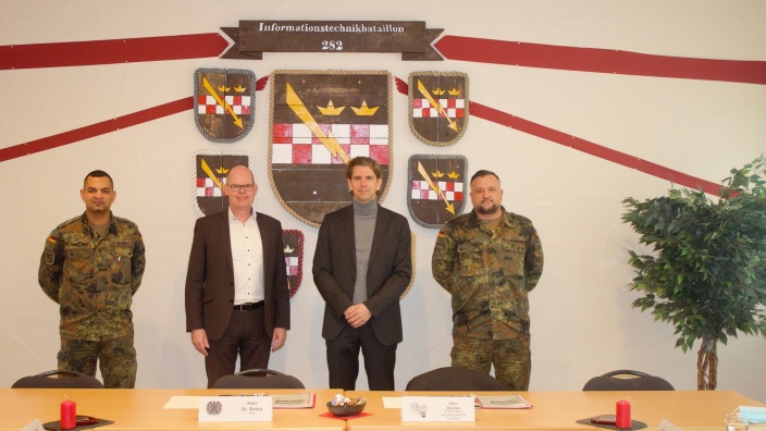 Besuch Hunsrückkaserne Kastellaun
