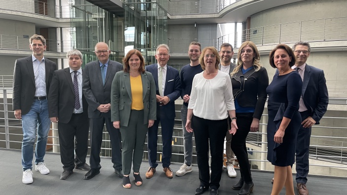Parlamentsgruppe Bahnlärm nimmt Arbeit auf
